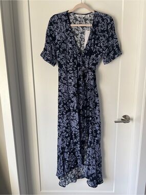 & Other Stories NWT! Navy and Light Blue Floral Midi Wrap Dress